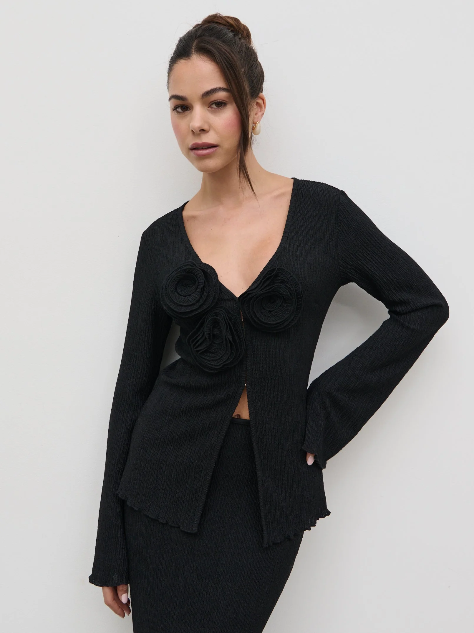 Evalina Crinkle Corsage Detail Top - Black