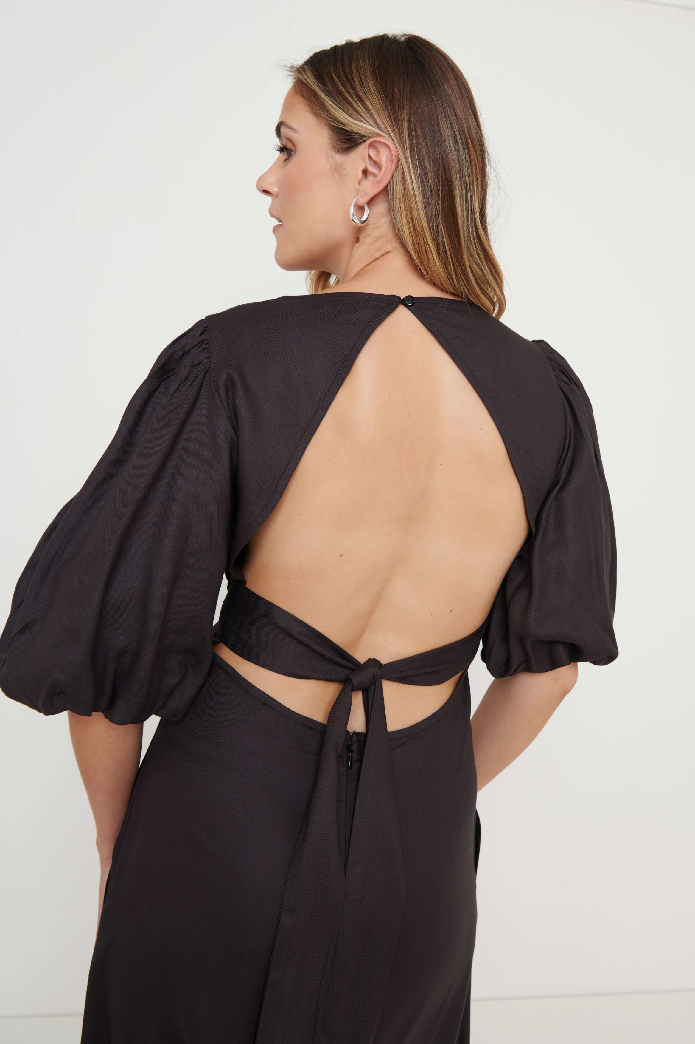 Jeanelle Puff Sleeve Backless Dress - Black - Image 3
