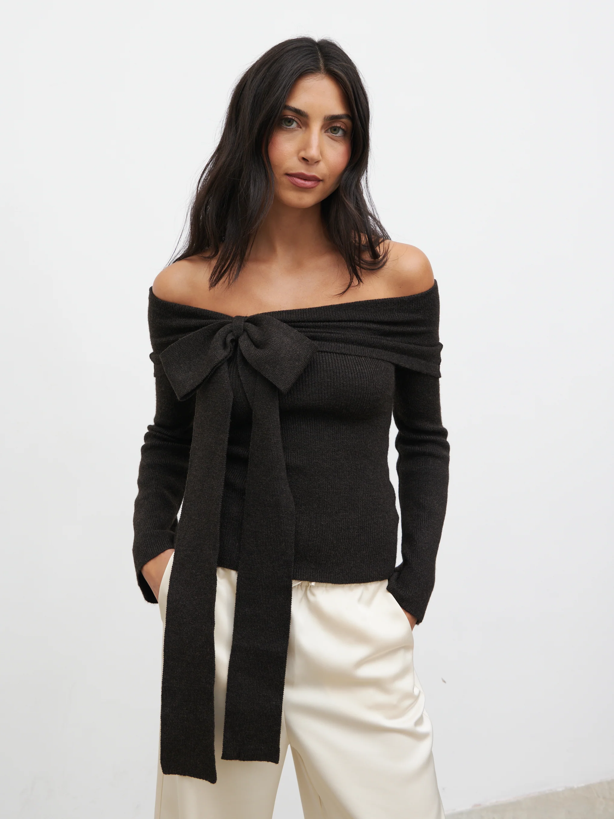 Tilda Bardot Bow Knit Top - Chocolate